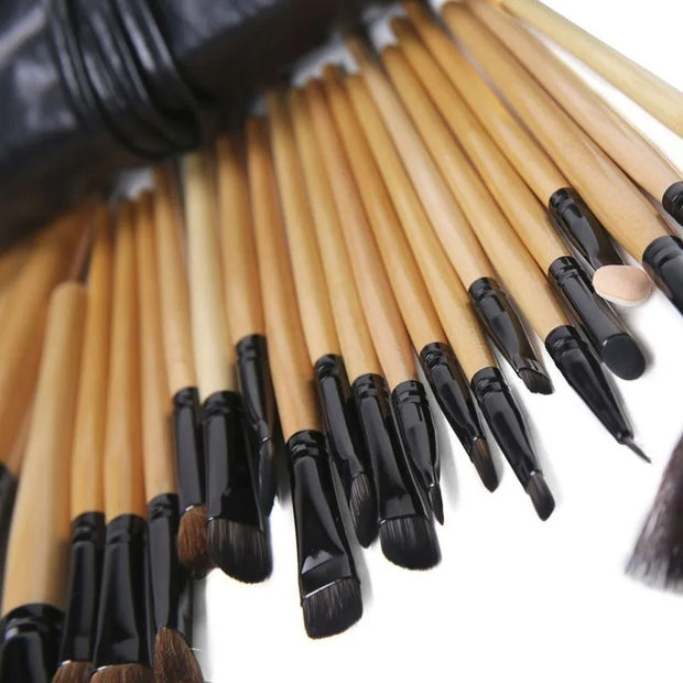 24-Piece Professional Makeup Brush Set with Gift Bag